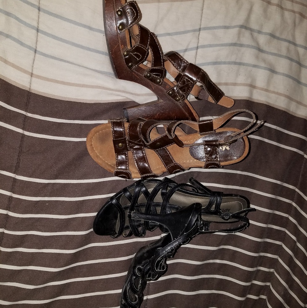 Boots - Picture 2 of 5